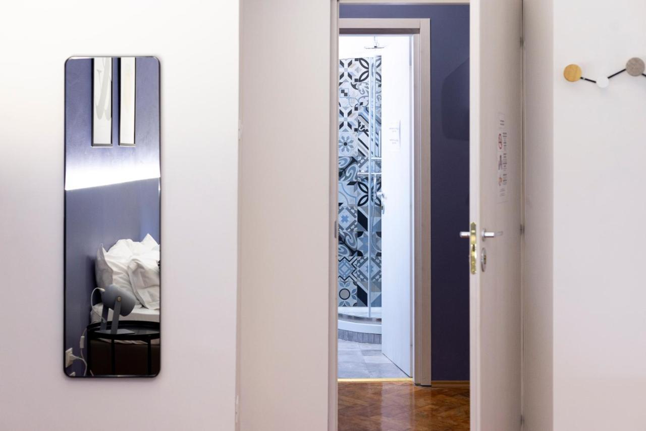 Pregiata Camera Con Bagno Privato - Blu Di Persia Trieste Exterior foto